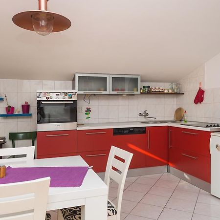 Apartment Milka Vodice Exterior foto